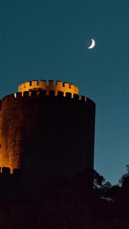 Takdirku Terikat Musuh Serigala episode 4