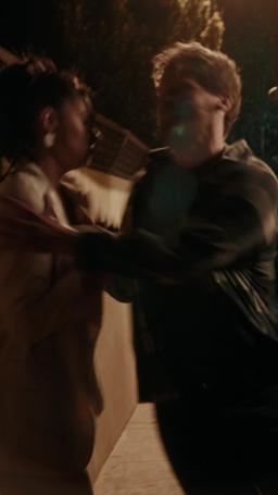 Mamãe, Conseguiste um Encontro para Ti trailer