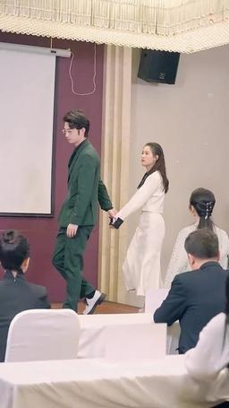 傅少的閃婚甜妻 episode 33