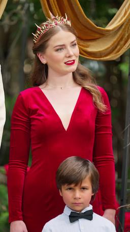 Ratu Serigala Bangkit dari Abu episode 72