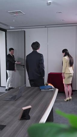 閃婚後夫人她不裝了 episode 32