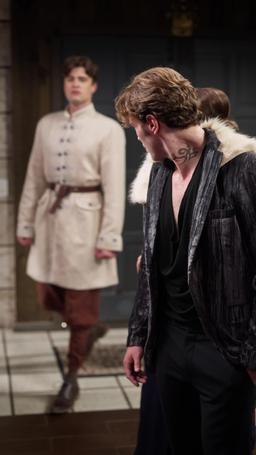 Ratu Serigala Bangkit dari Abu episode 36