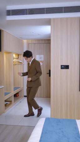 被退婚後，我懷了大佬的崽 episode 43