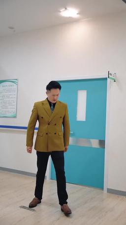 殘疾大佬掐腰吻 episode 65
