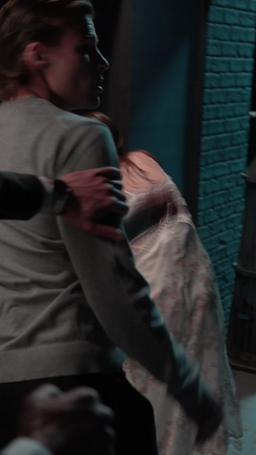 Sometiéndome al Papá de Mi Ex episode 22