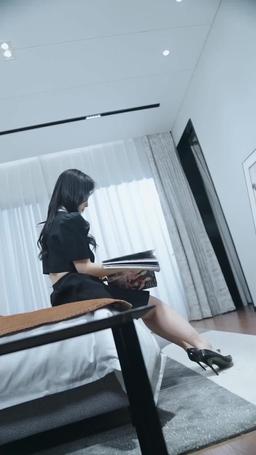 被渣後我閃婚了千億總裁 episode 53