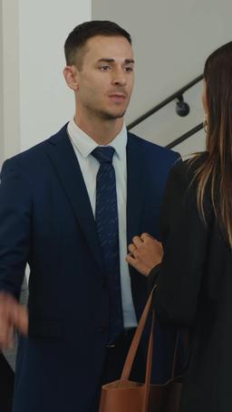Runaway Billionaire Becomes My Groom episode 32