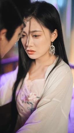 落花有淚猶帶恨 episode 10