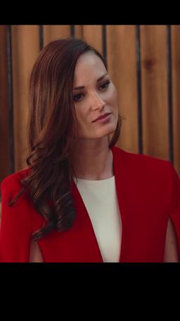Christmas with a Prince: Becoming Royal episode 11