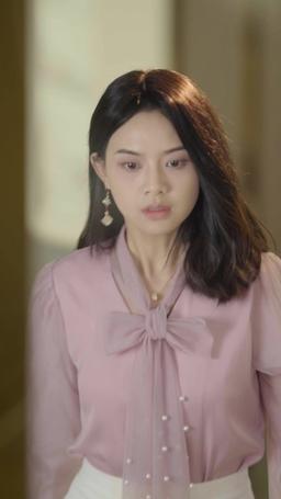 After Being Reborn, I Got Married to My Ex-boyfriend’s Uncle episode 3