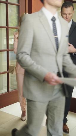 เลิกกันวันนั้น เธอกลับมาพร้อมอาณาจักรพันล้าน episode 44