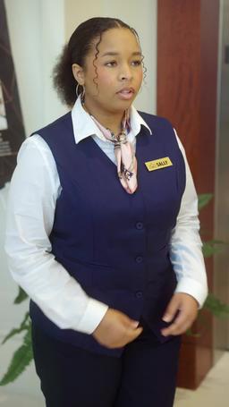 Após o Divórcio, Minha Ex-Esposa Virou uma Bilionária episode 6