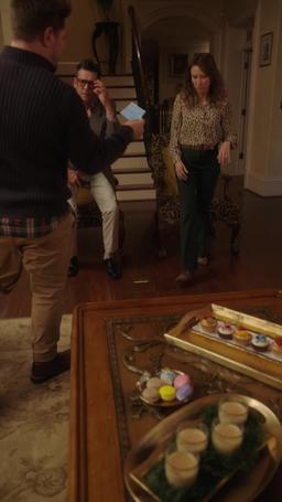 Uang, Senjata, dan Natal yang Tak Terlupakan episode 12