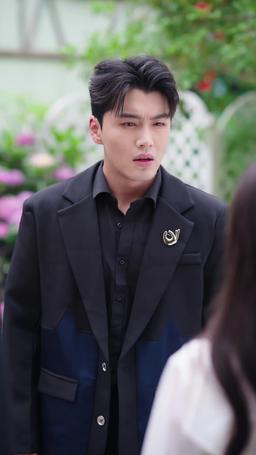 Penjahat Wanita Jadi Kesayangan Semua Orang episode 19