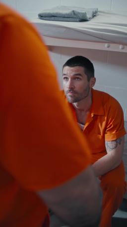 Rei da Prisão Disfarçado episode 13