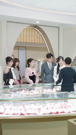 閃婚後被老公全家團寵 episode 53