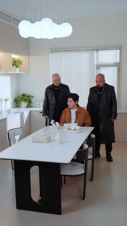 Delivery King and Mafia Queen episode 65