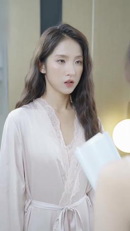 被退婚後，我懷了大佬的崽 episode 24