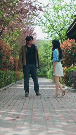 Sejak Itu, Kita Terpisah Jauh episode 10