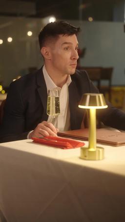 [Doublé] De l'argent, des armes et un joyeux Noël episode 4