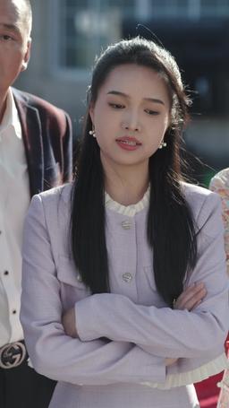 Three Daughters Paying Homage episode 33