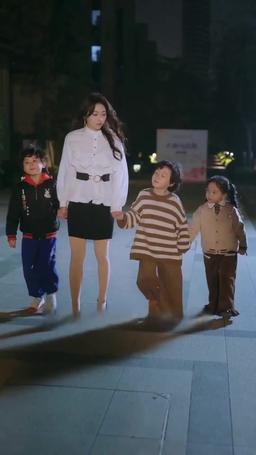 [Versi Dub] CEO Miliarder dan Quintuplet episode 42