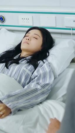被渣後我閃婚了千億總裁 episode 40