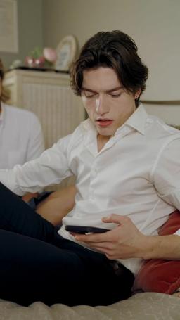 Femme de ménage pour mon ennemi episode 43