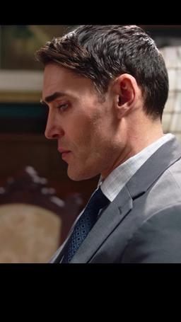 Christmas with a Prince: Becoming Royal episode 30