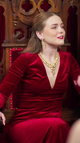 Ratu Serigala Bangkit dari Abu episode 37