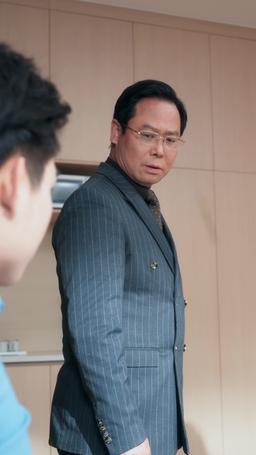 Sejak Itu, Kita Terpisah Jauh episode 21