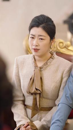 閃婚後被老公全家團寵 episode 81