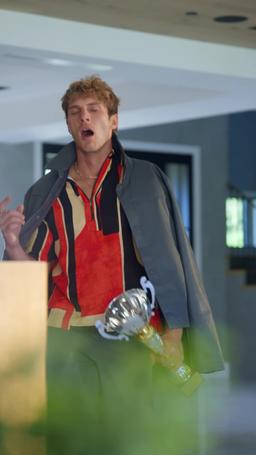 Ratu Lapangan Tenis episode 7