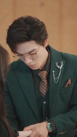 The Thorn Beneath the Silk episode 31